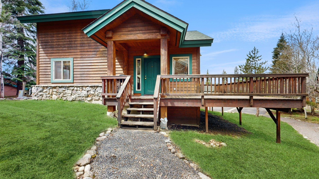 Spring Mountain Cottage | Pool, Gym, Hot Tub