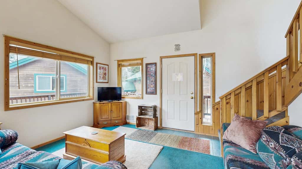 Spring Mountain Cottage | Pool, Gym, Hot Tub