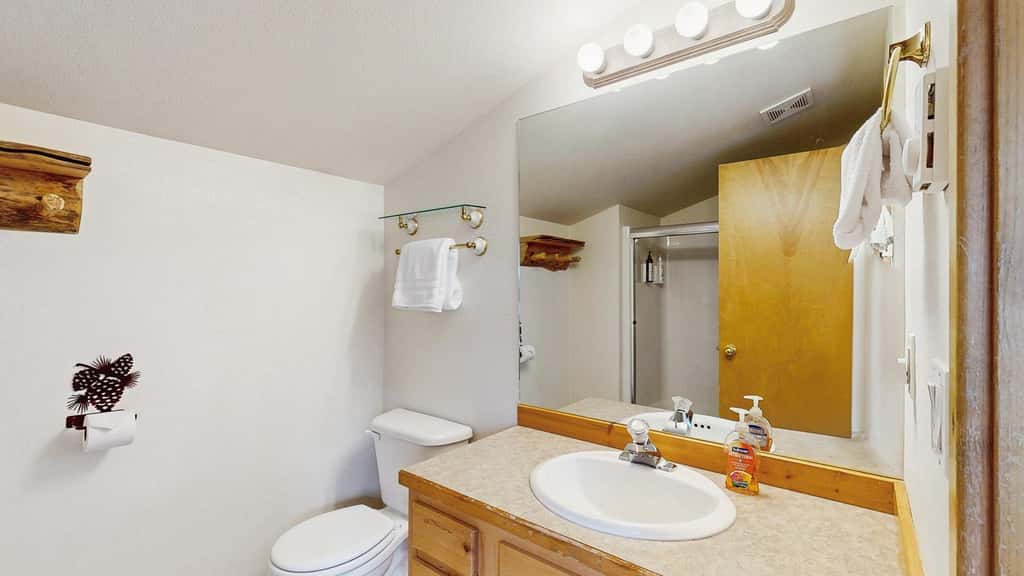 Spring Mountain Cottage | Pool, Gym, Hot Tub