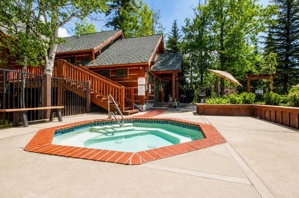Spring Mountain Cottage | Pool, Gym, Hot Tub