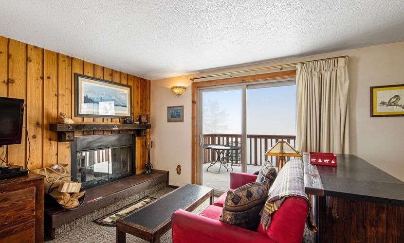 Ski-In/Out Condo: Deck & Bitterroot Views