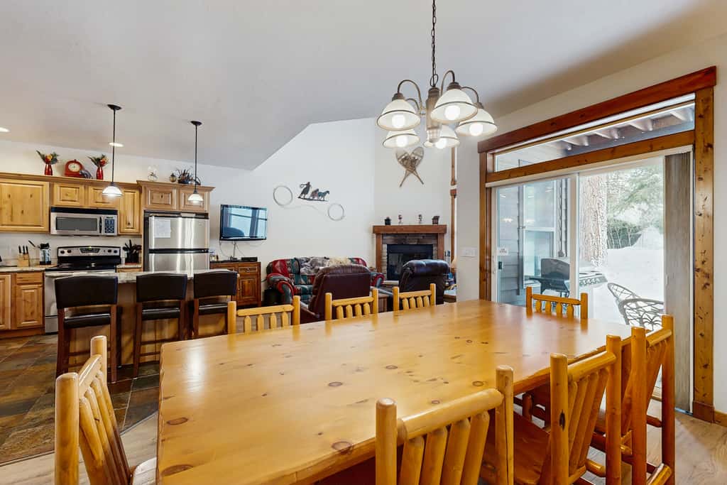McCall Retreat | AC, Golf, Hot Tub & Beach Nearby