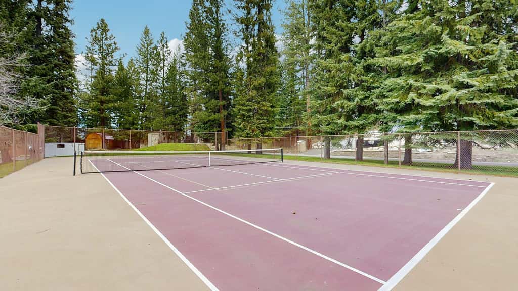 Riverfront Retreat McCall, Walk to Payette Lake