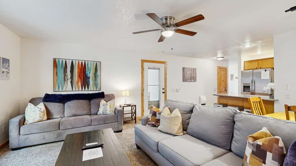 A bright and comfortable McCall condo just minutes from Payette Lake, downtown dining, and year-round recreation. This two-bedroom retreat features a king suite, cozy fireplace, covered patio with grill, and wooded views from every room. Designed for relaxing after days spent exploring McCall, Brundage Mountain, nearby golf courses, and local hot springs.