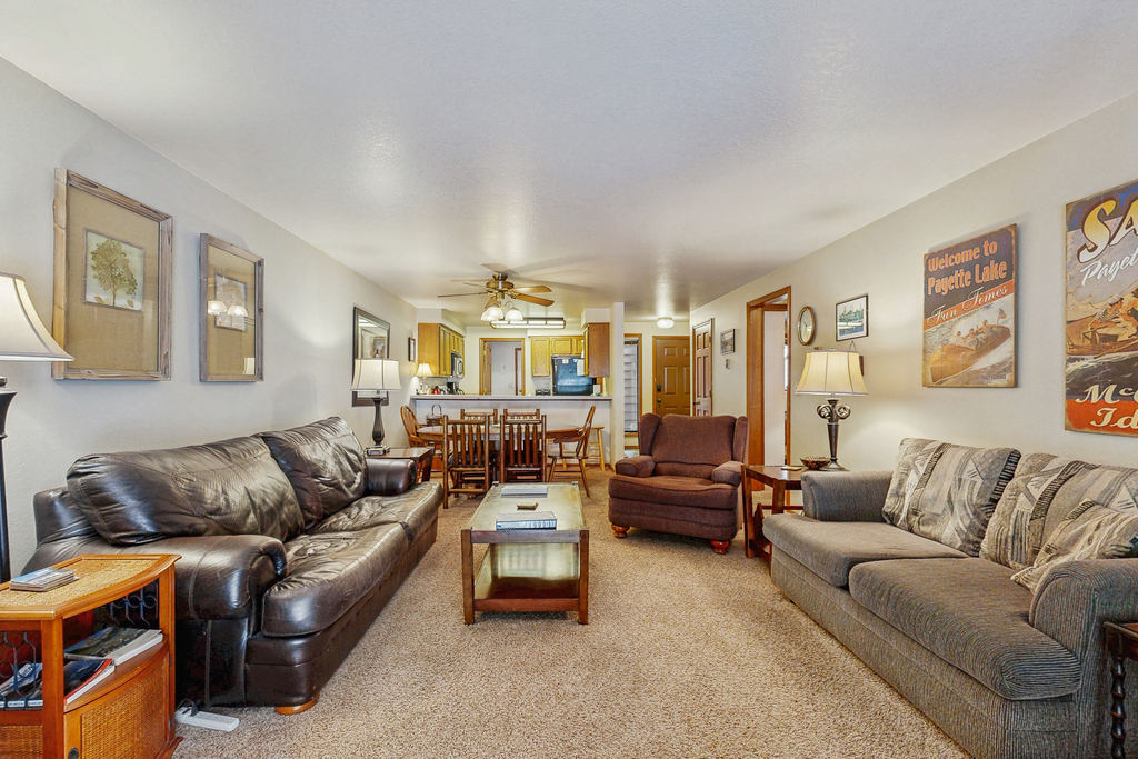 Golf Course Condo | Pools, Hot Tub & Fitness