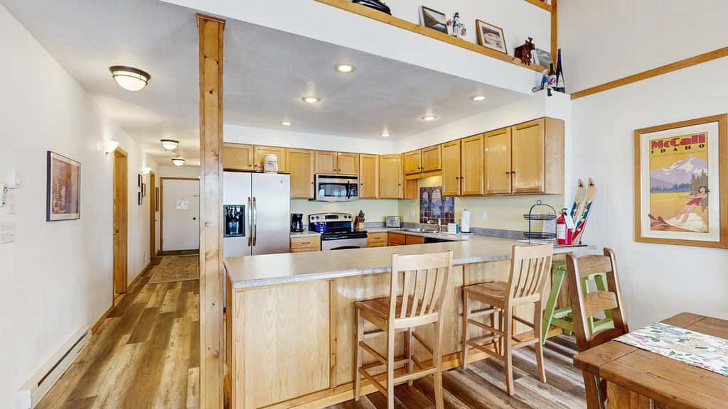 McCall Condo, Lakefront, Beach Access, Pool