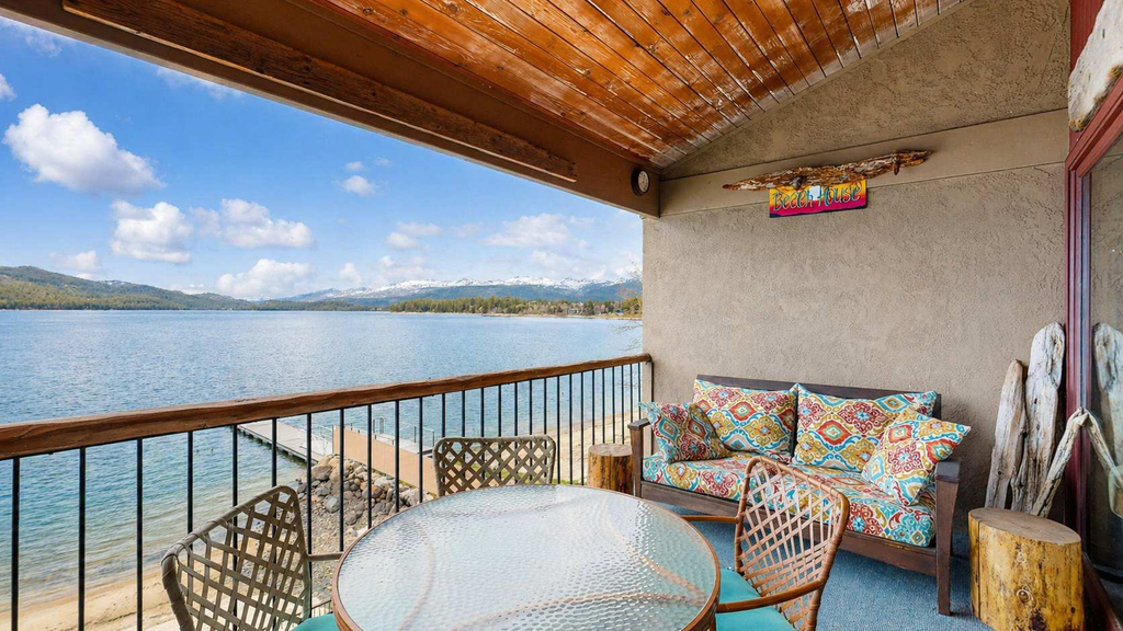 McCall Condo, Lakefront, Beach Access, Pool