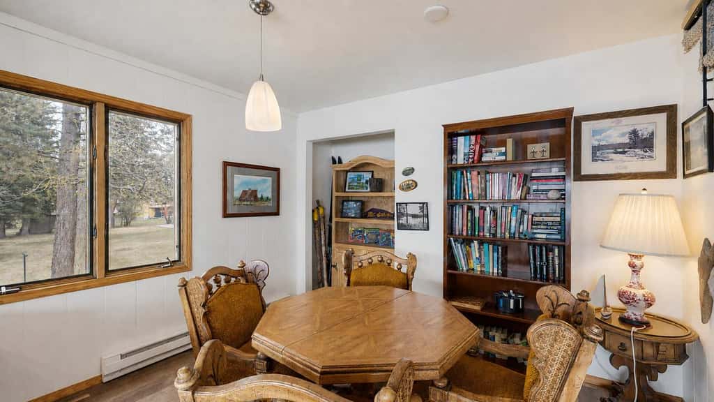 McCall Condo, Lakefront, Beach Access, Pool