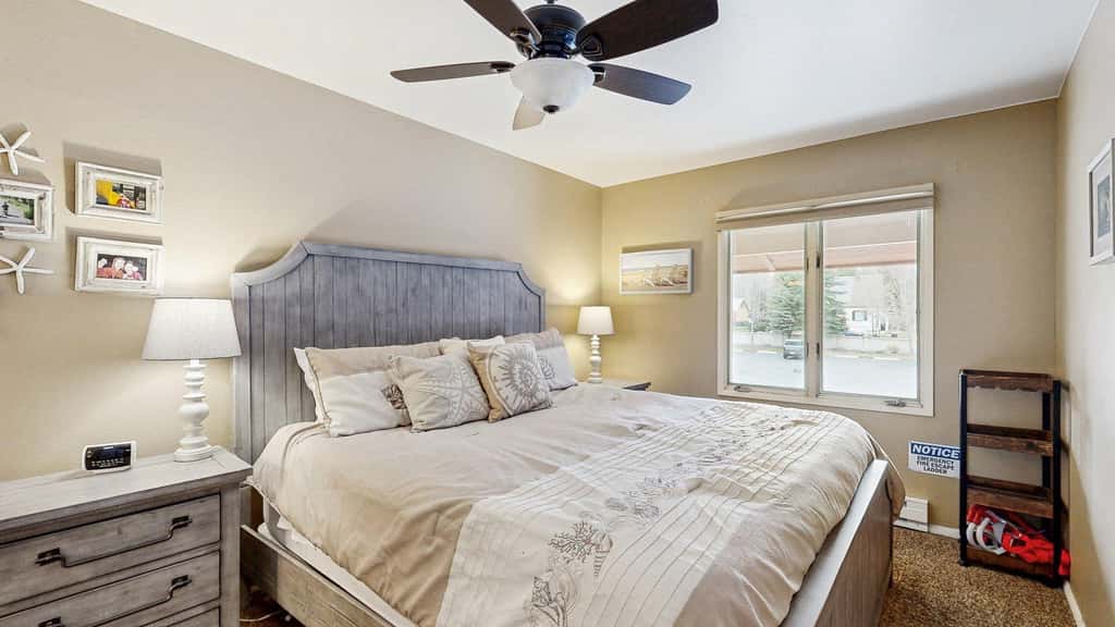 Lakefront McCall Condo, Pool, Beach, Walk to Town