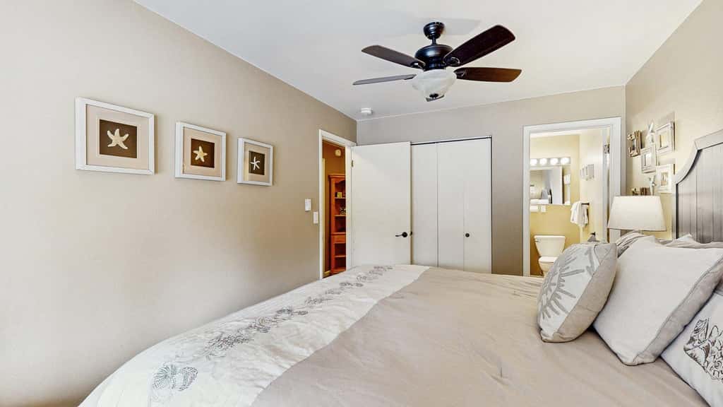 Lakefront McCall Condo, Pool, Beach, Walk to Town