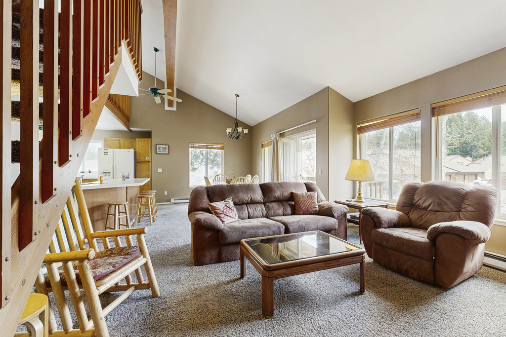 2 Level McCall Family Condo | Pool, Hot Tub