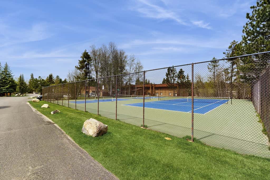 2 Level McCall Family Condo | Pool, Hot Tub