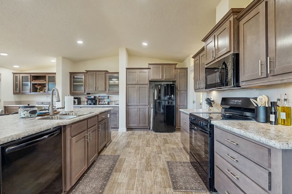 Beautiful modern retreat, family-focused cabin on the edge of a 100-acre meadow in Donnelly. Designed for comfort and connection, with a hot tub, fire pit, air conditioning, and parking for boat trailers. Just one mile to Lake Cascade and downtown Donnelly, with easy access to Tamarack Resort and McCall.