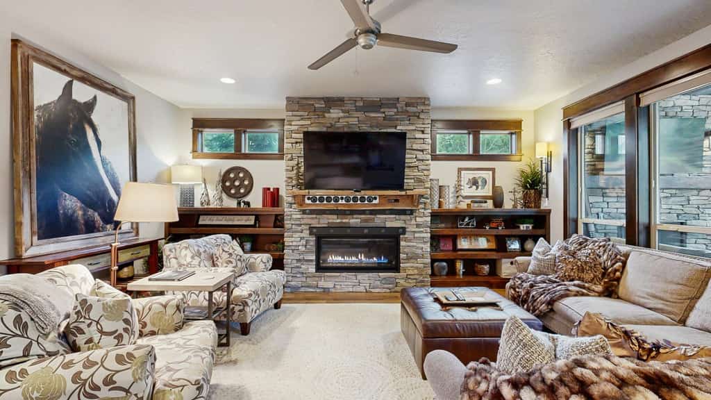 A beautifully designed, modern Spring Mountain Ranch home with three king bedrooms, a warm and inviting feel, and access to resort-style amenities including a pool, hot tub, sauna, and courts. Enjoy a spacious open layout, covered patio, firepit, outdoor TV, and a comfortable setting just minutes from downtown McCall.