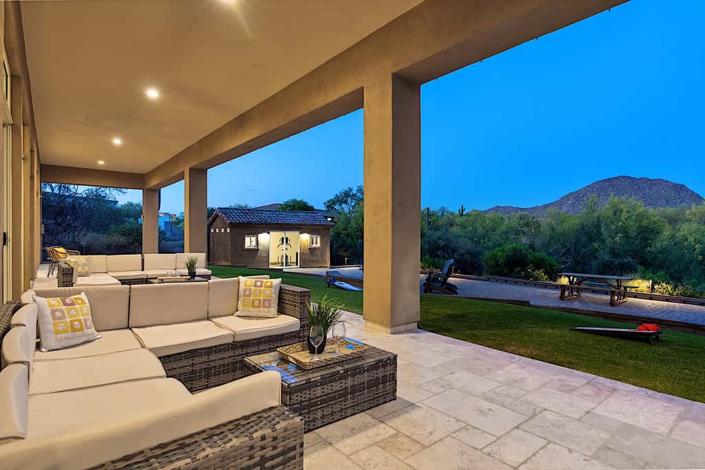 Pinnacle Peak Estate