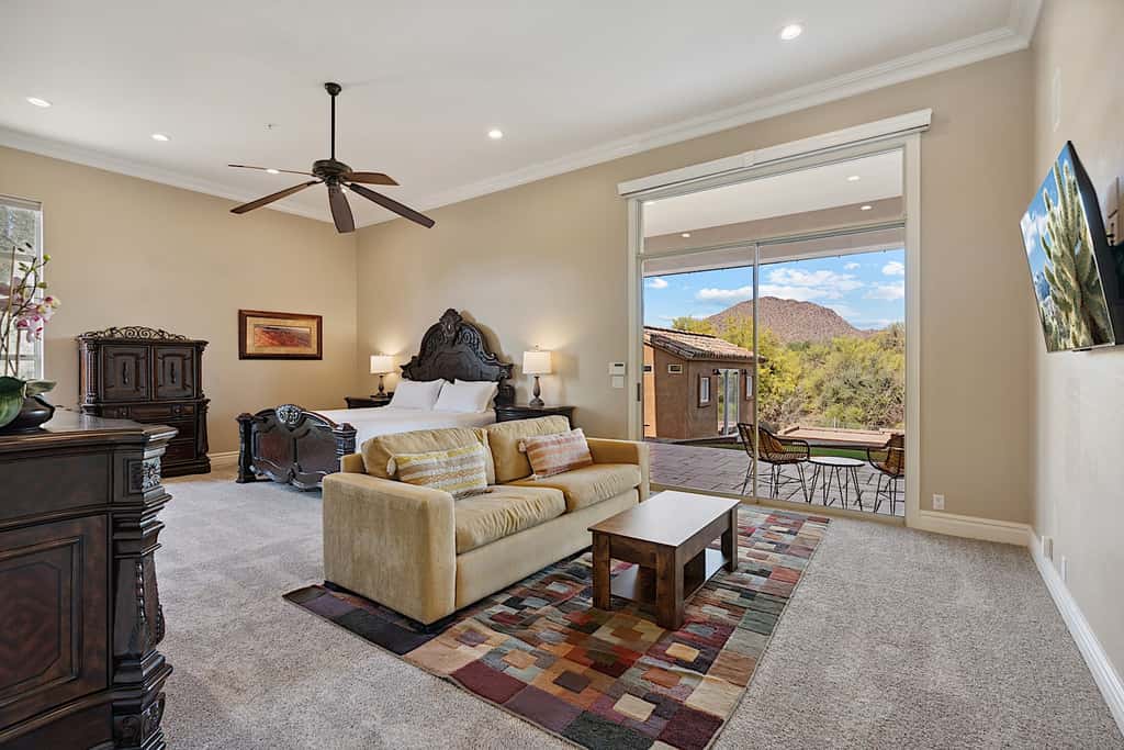 Pinnacle Peak Estate