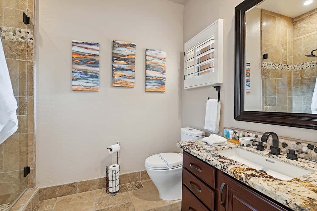 Pinnacle Peak Estate