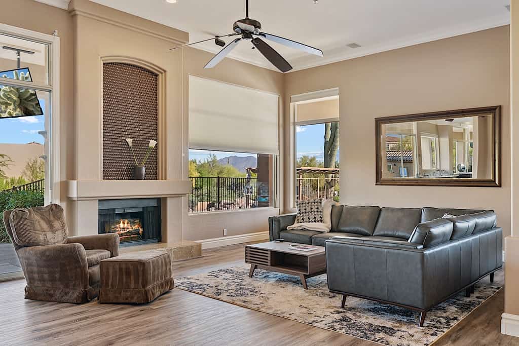 6BR Estate + Guest House, Pool & Spa