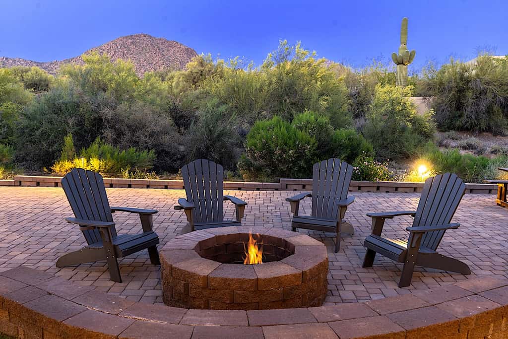 Pinnacle Peak Estate
