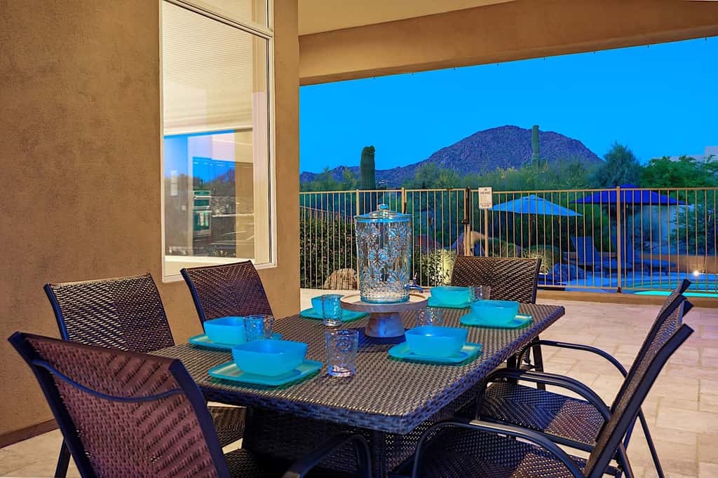 Pinnacle Peak Estate