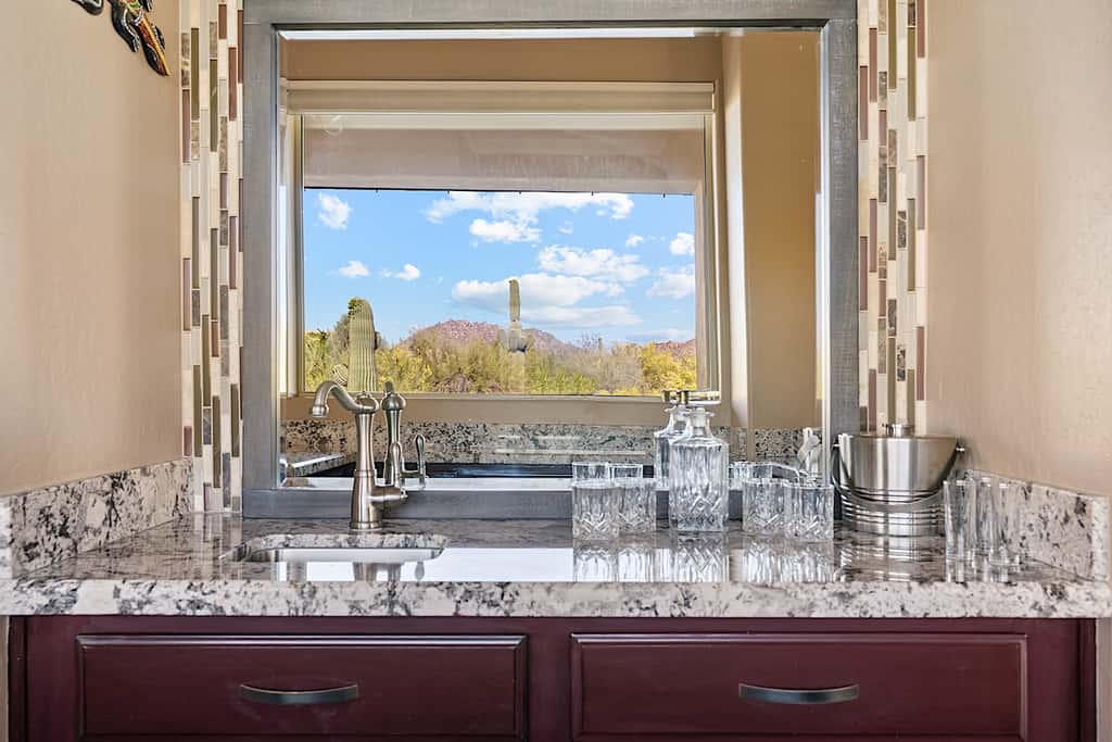 Pinnacle Peak Estate