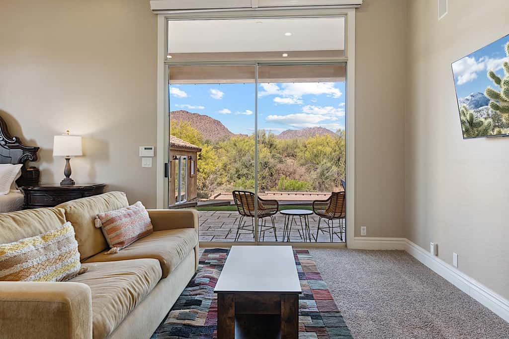 Pinnacle Peak Estate
