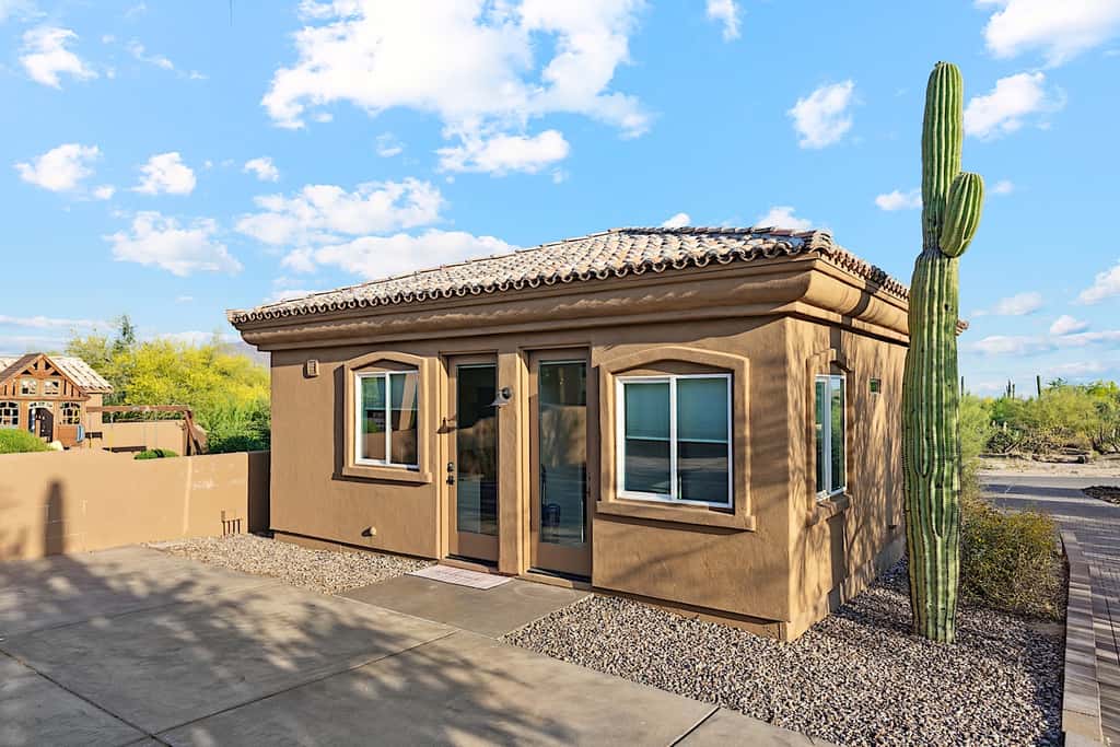 Pinnacle Peak Estate