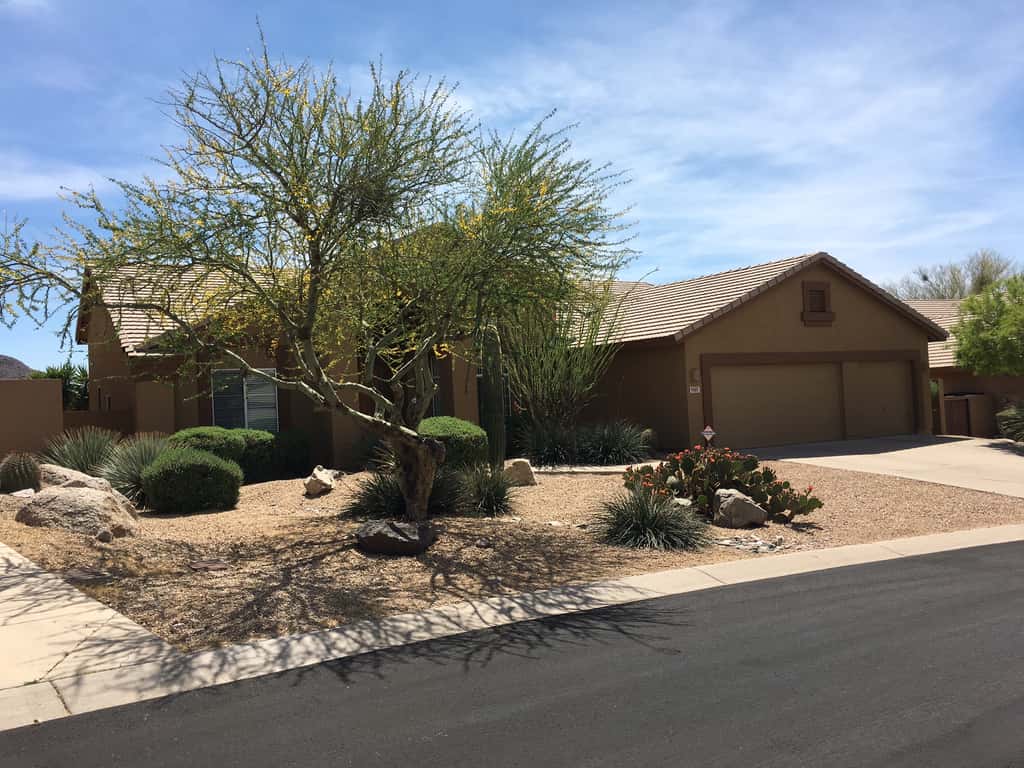 Troon Balancing Rock Home - T9687