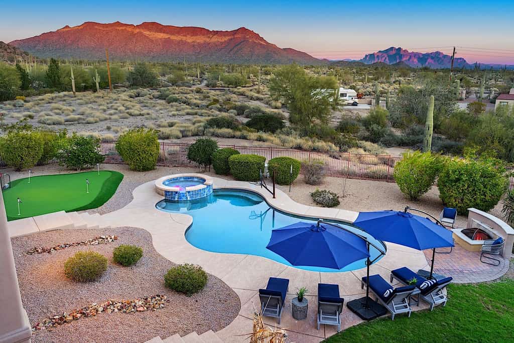 Luxury Oasis Heated Pool & Spa* - 7BR Luxury Estate w/ Panoramic Mountain Views!