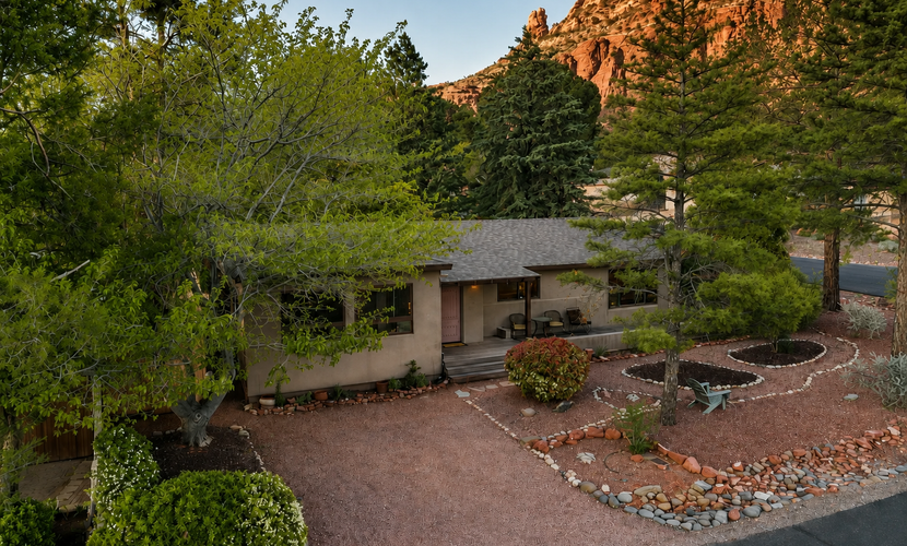 Meadow Lark Trail 3BD 2BA W/ Jacuzzi in THE best location