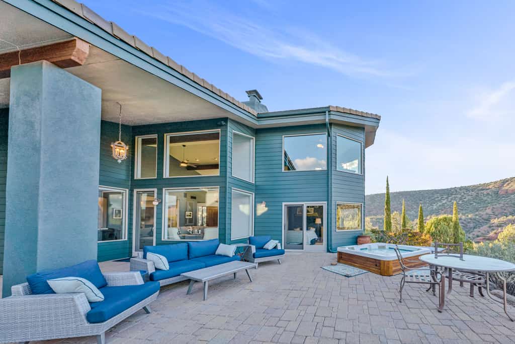 Private Creek Access Red Rock Views From Every Room Jacuzzi