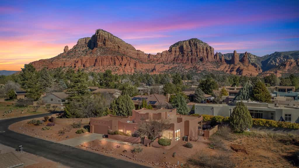 Indian Cliffs Retreat | Red Rock Views, Pool, Game Room & Rooftop Decks