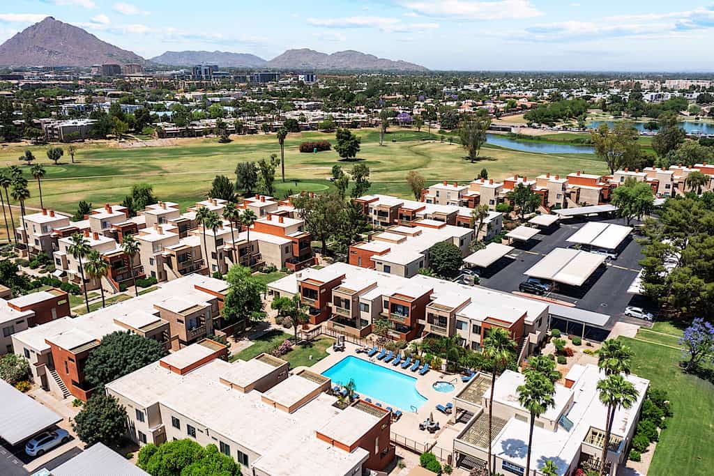 Dog Friendly - 2 Patios Heated Pool, Spa & Fitness