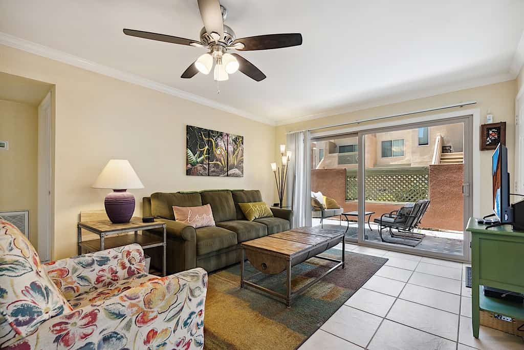 Dog Friendly - 2 Patios Heated Pool, Spa & Fitness
