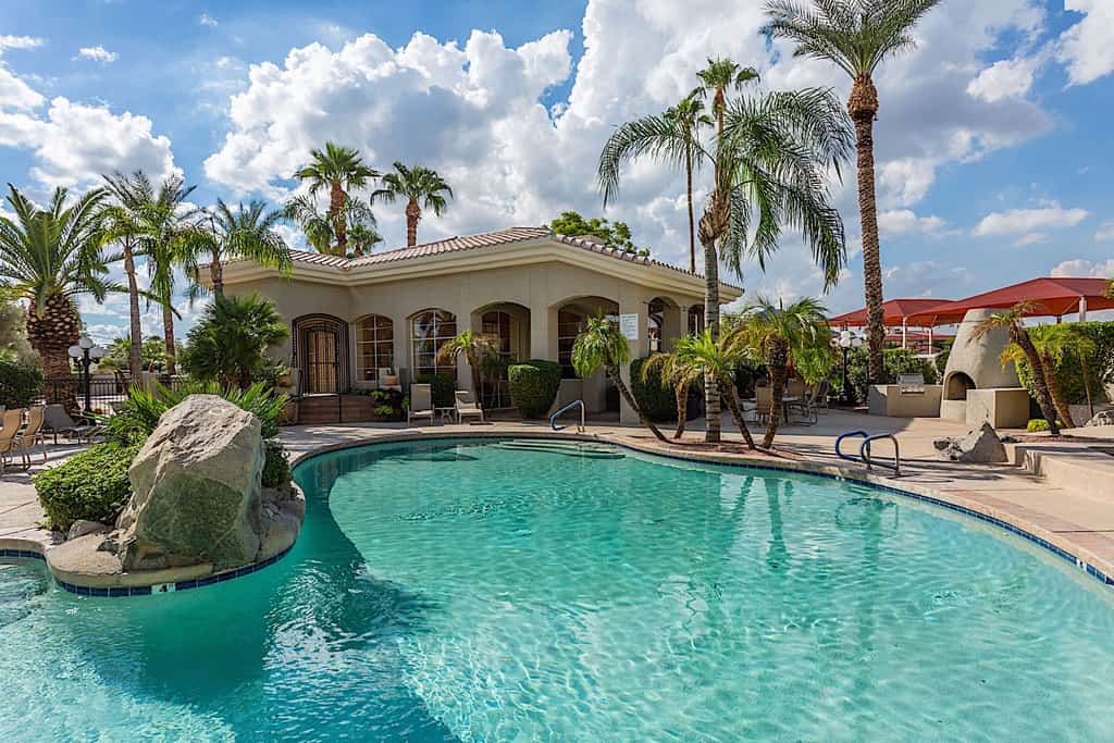 Regency @ Old Town Scottsdale 2 Bedroom Suites/ Golf Course Views/ COM Pool