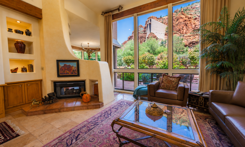 Oasis at Chapel Rock | Iconic Views of Chapel, Hot Tub & 3 King Suites