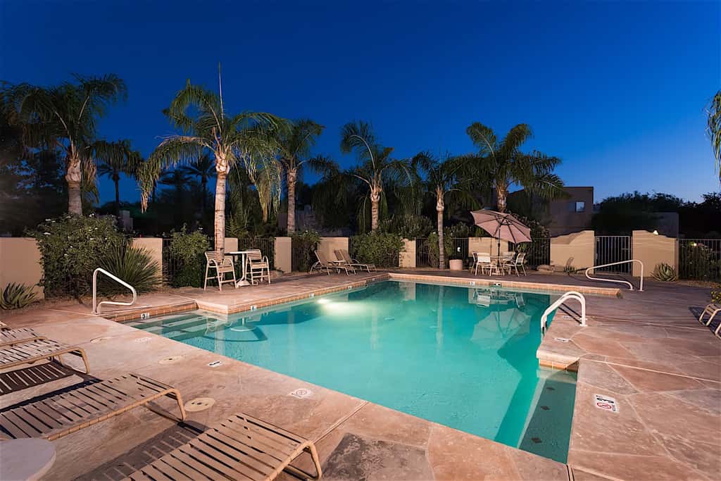 AZ Nirvana Townhouse