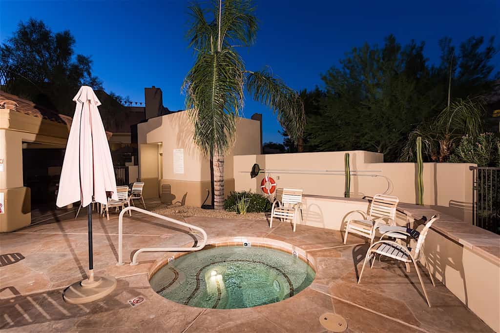 AZ Nirvana: Chic 3BR Desert Escape in Scottsdale