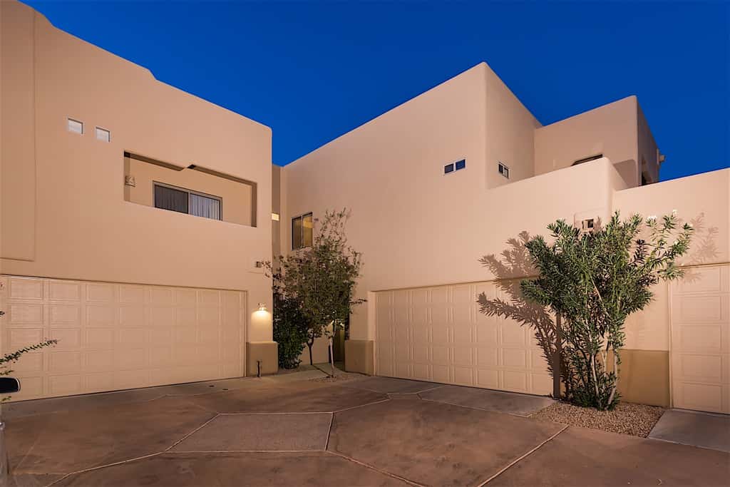 AZ Nirvana Townhouse