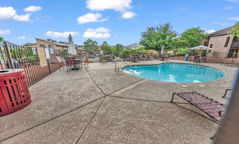 Red Rock Casita~1BD/1BA Condo Oak Creek Walking Distance To Everything!