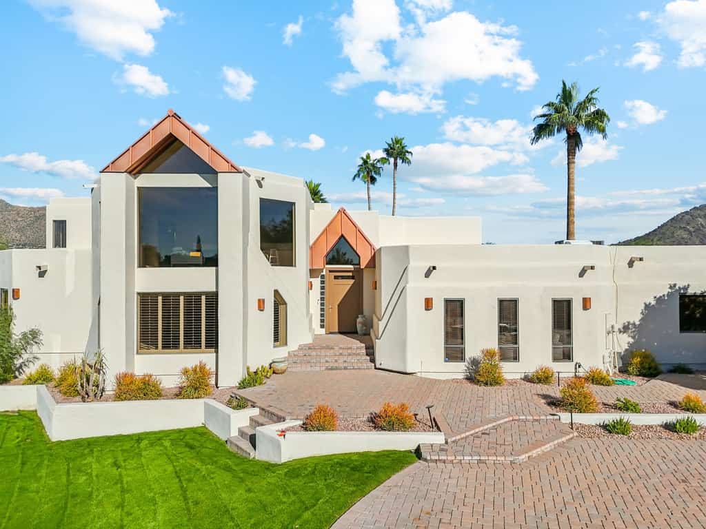 Scottsdale Oasis with Pool & Mountain Views