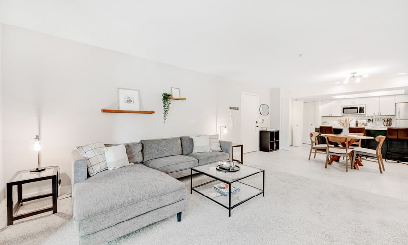 Stylish updated condo with balcony, pool, & hot tub - near golf and greenway