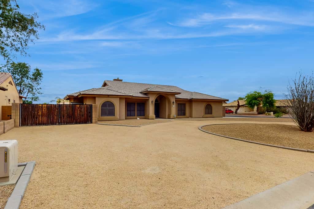 The Peoria Palms