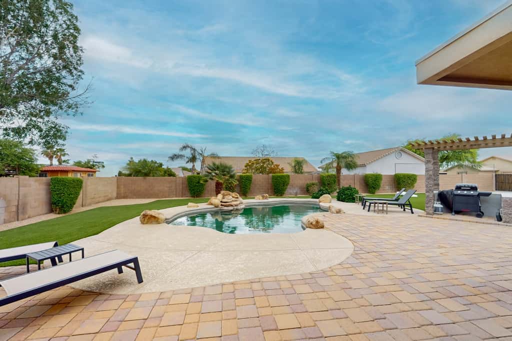 The Peoria Palms
