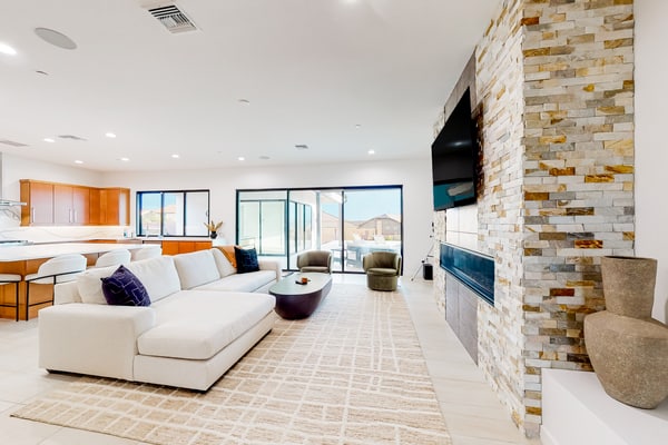 Luxe home with private pool, hot tub & amazing views of Tucson