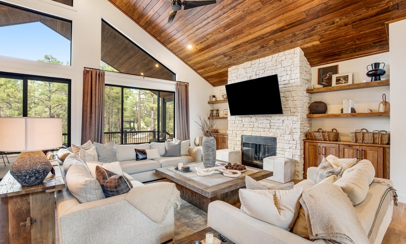 Stunning Torreon home with expansive deck, grill, fireplace, & AC