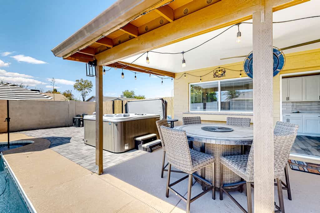 WeeCasa | Dog-friendly house in Chandler with private heated pool, hot tub, AC