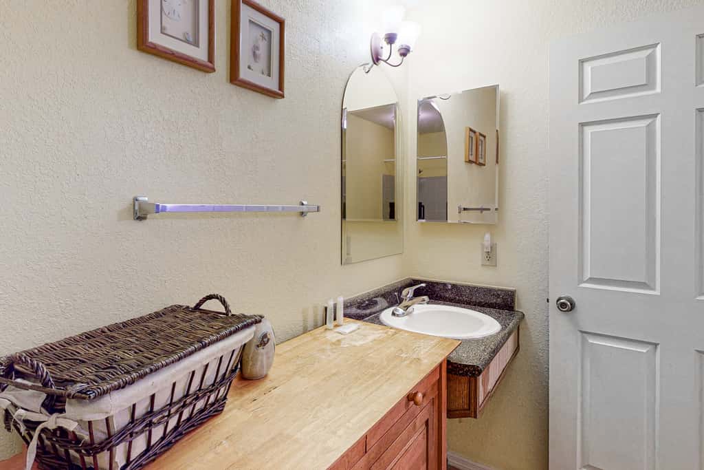Canyon View #4120