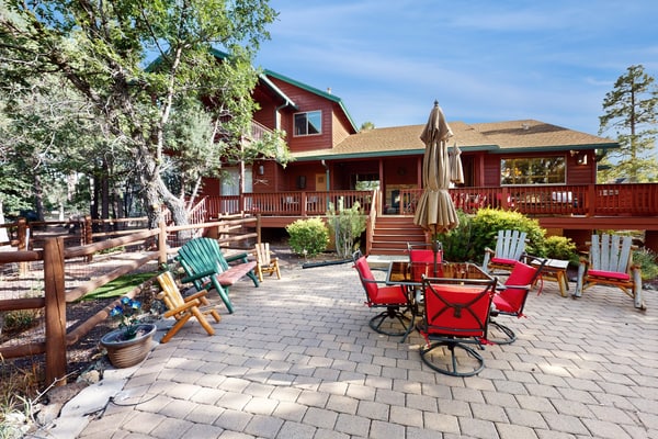 Spacious home with fireplace, multiple patios, balcony & grill