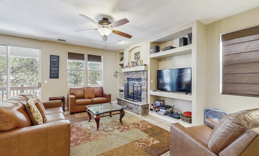 Large, dog-friendly home with air hockey & great location close to trails